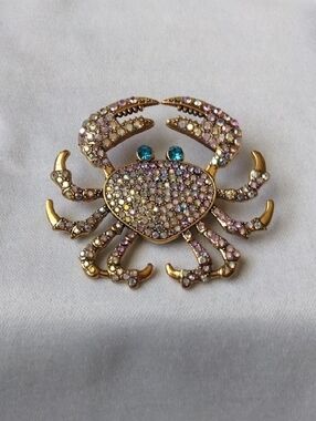 Crystal Crab Brooch Pin